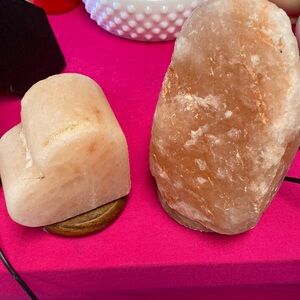 Two Himalayan lights with USB cords